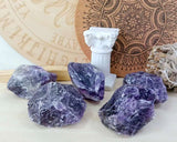 LAIDANLA Amethyst Natural Rough Stones Crystal Large Raw Crystals Bulk 1.5-2inch Healing Gemstones for Reiki Healing Tumbling Fountain Rocks Wire Wrapping Decoration Cabbing Lapidary 4PCS 0.5lb