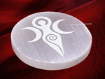 Selenite Crystal Charging Plate For Crystals And Healing Stones, 4.5" Selenite Crystal Plate Engraved Goddess Moon Coaster For Home Office Table Decor (Selenite Round Disc)