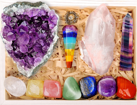 Crystals and Healing Stones Set -Premium Grade Amethyst, Rose Quartz, 7 Chakra Stones,Pendulum,Wands,Raw Crystals Sets for Beginners Witchcraft Supplies in Wooden Box Crystal Set