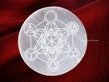 Selenite Crystal Charging Plate For Crystals And Healing Stones, 4.5" Selenite Crystal Plate Engraved Platonic Metatron Cube Coaster For Home Office Table Decor (Selenite Round Disc) Metatron (Platonic Solid)